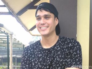 Mischa Chandrawinata dan Jessica Putus adalah Cerita Cinta Anak Muda
