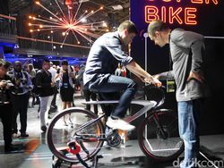 Gebrakan Sepeda Android & Mobil Tanpa Sopir LeEco