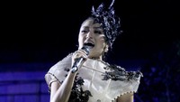 Ia sukses menghibur para penonton dengan lagu-lagu andalannya. Pool/Ismail/detikFoto.