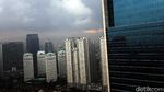 Awan Mendung Payungi Jakarta
