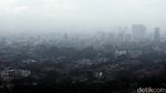 Awan Mendung Payungi Jakarta