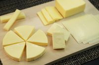 Ini Bedanya Keju Natural dan Keju Olahan