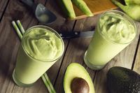 Ini Alasan Sebaiknya Makan Tak Lebih dari Setengah Alpukat dalam Sehari!