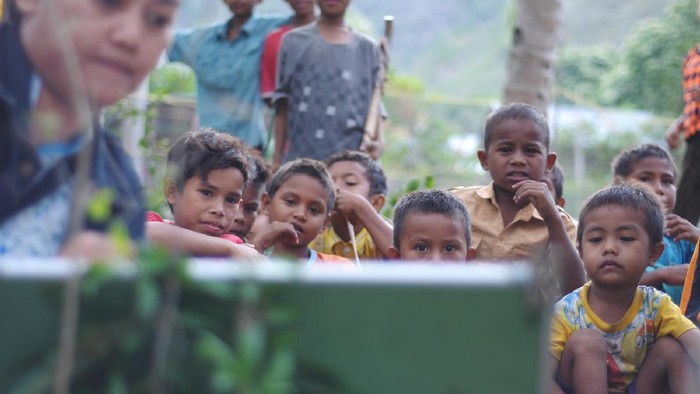Kisah Guru Honorer Perjuangkan Nasib Pendidikan Suku Kaili Unde