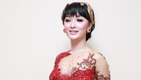 Lama tak muncul Zaskia jadi lebih seksi. Pool/Palevi S/detikFoto.