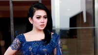 Syahrini saat ditemui di kawasan Kebon Jeruk, Jakarta Barat pada Kamis malam (20/10/2016). Pool/Palevi S/detikFoto.