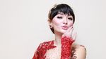 Pose Manja Zaskia Gotik