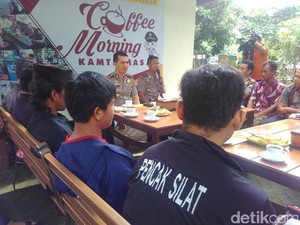 Ini Cara Kapolres Trenggalek Redam Gesekan antar Pesilat Jelang Wisuda