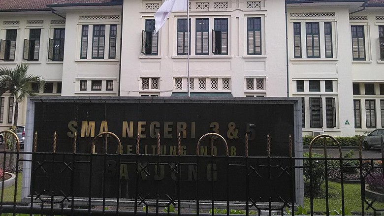 Pelanggaran PPDB, 8 Pendaftar SMAN 3 Numpang KK di SMPN 2 Bandung Pelanggaran PPDB, 8 Pendaftar SMAN 3 Numpang KK di SMPN 2 Bandung