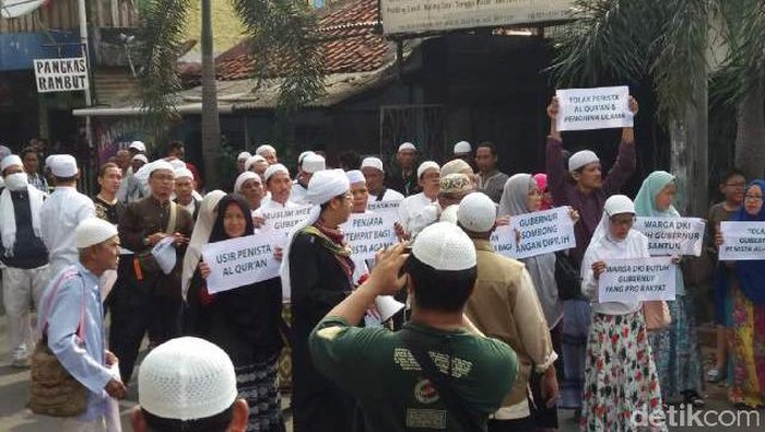 Resmikan RPTRA di Tebet, Ahok Didemo Warga