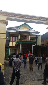 Polisi Geledah dan Sita Aset Dimas Kanjeng, dari Rumah Istri hingga Minimarket