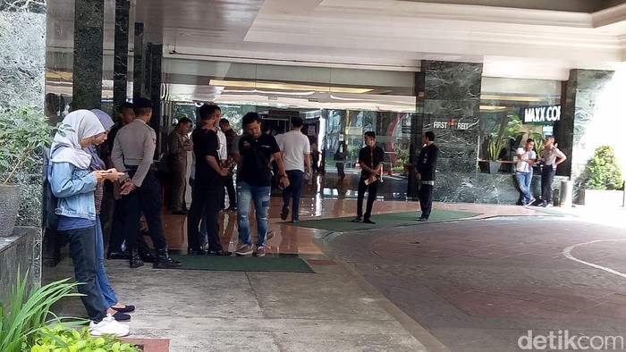 Kapolri akan Jenguk Kapolsek Tangerang di RS Siloam