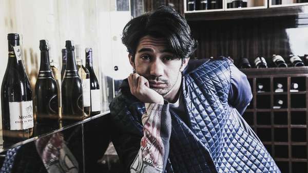 Reza Rahadian, Si Troublemaker di Sekolah Reza Rahadian, Si Troublemaker di Sekolah