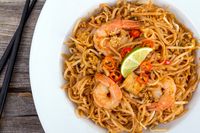 Hangat Sedap Mie Goreng Seafood Komplet Di 5 Resto Ini