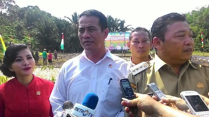 Cerita Kesigapan Mentan Amran Tangani Kasus Rabies di Kalbar