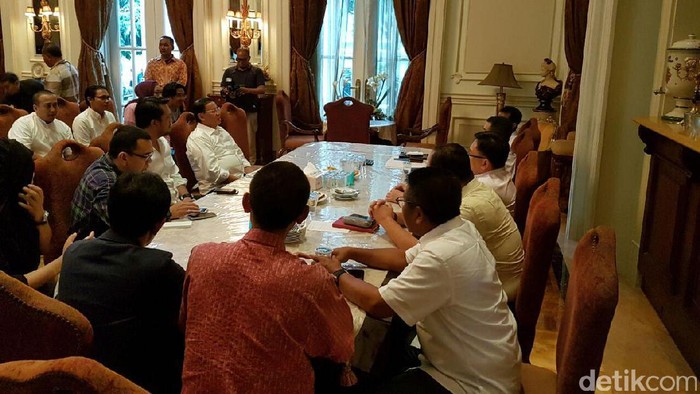 Bacagub Banten Wahidin Temui Hary Tanoe