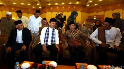 Ahok Hadiri Peringatan Hari Santri Nasional
