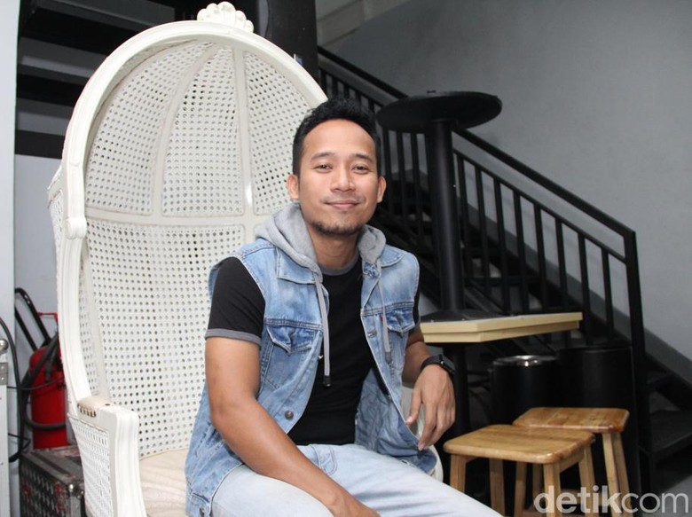 Denny Cagur Senang Satu Program Bareng Cak Lontong di Sahur Segar Denny Cagur Senang Satu Program Bareng Cak Lontong di Sahur Segar