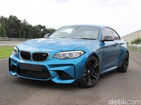 Si Jagoan Ngedrift BMW M2 Coupe