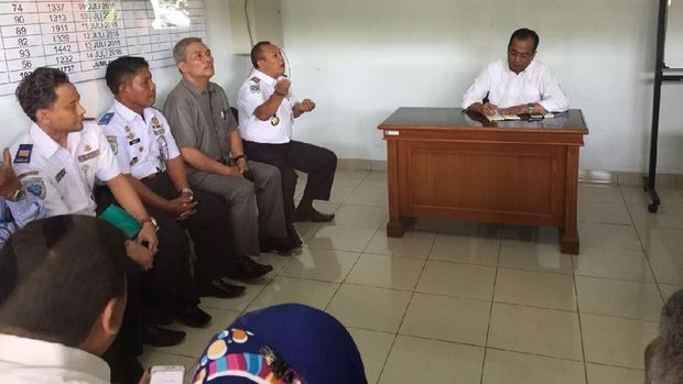Cek Pelabuhan Hingga Bandara, Menteri Perhubungan <i>Blusukan</i> ke Bali