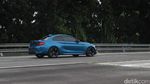 Menguji BMW M2 Coupe di Sirkuit