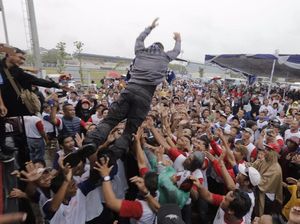 Alasan Agus Yudhoyono Lompat Moshing: Hilangkan Jarak Pemimpin dan Warga