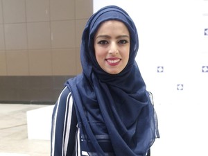 Tantangan Rania Qureshi Pilihkan Gaun untuk Pengantin Berhijab
