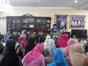 Dapat Dukungan Ustazah, Agus Yudhoyono: Mudah-Mudahan Tidak Mengecewakan