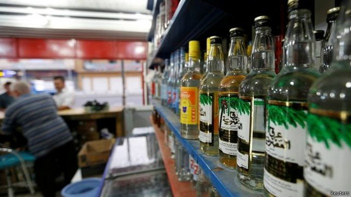 Parlemen Irak Larang Minuman Beralkohol, Kelompok Oposisi Menentang