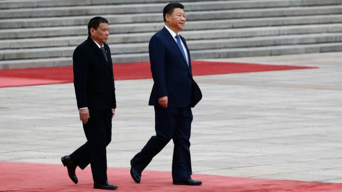 Apa Arti Gaya Diplomasi Duterte bagi Orang Filipina?
