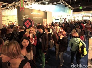 Atraktifnya ABG Jerman Banjiri Frankfurt Book Fair 2016