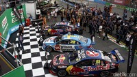 Red Bull French dengan pebalap Alex Premat berhasil menaklukan seri balapan kali ini dan mengangkat tropi di podium. Pria berusia 34 tahun yang didampingi oleh co-driver Shane van Gisbergen berhasil mencetak gol kemenangan di balapan pembuka di Castrol Gold Coast 600. Semoga saja dalam balapan seri kali ini Tim Castrol kembali menyabet gelar juaranya.