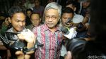 Gubernur Sultra Nur Alam Diperiksa Selama 9 Jam