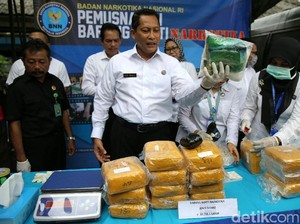 Di Depan Jokowi, Budi Waseso Beberkan Kinerja Setahun BNN