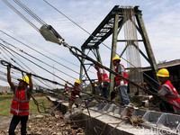 Selamatkan Rupiah, Separuh Program 35.000 MW Ditunda
