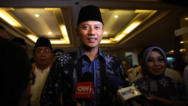 Tiba Pertama di Balai Sudirman, Agus-Sylvi Ditemani Ibas dan Annisa Pohan