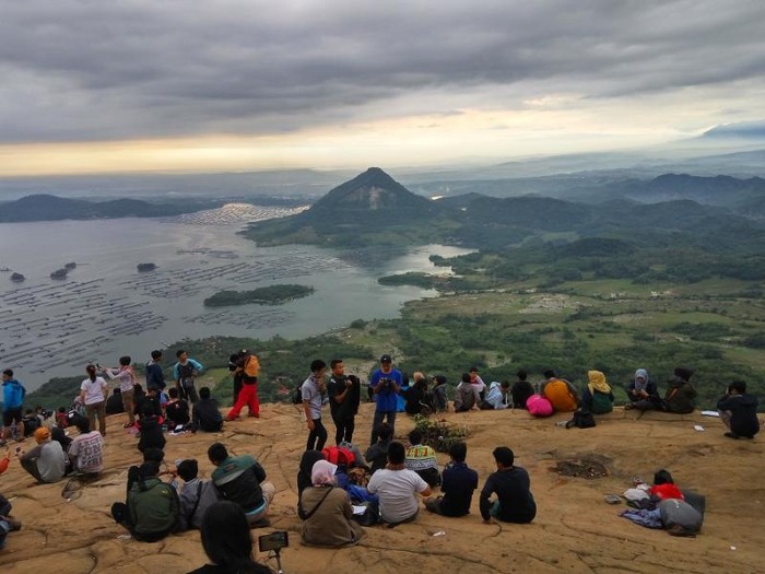 2016, Makin Banyak Turis Liburan ke Purwakarta