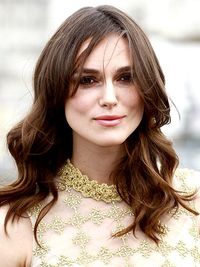 Tips Menentukan Belahan Rambut yang Tepat dari Hairstylist Selebriti