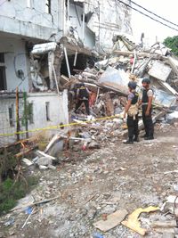 Tim Gegana Datangi Lokasi Ledakan PHD Pondok Melati Bekasi