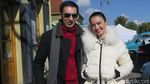 Keakraban Manoj Punjabi dan Raline Shah di Szentendre