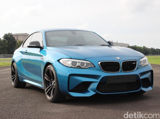 Si Jagoan Ngedrift BMW M2 Coupe