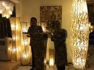 Saat Iriana Jokowi Latihan Pidato Didampingi Mufidah Jusuf Kalla