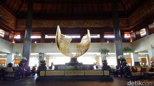 Galaxy On 7: Layar Besar, Awet Baterai 