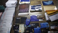 Total aset yang disita dari Riawira adalah Rp 16 miliar.