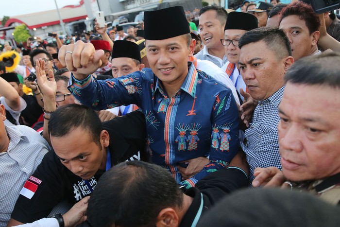 Ahok ke Agus Yudhoyono: Salam Buat Bapak