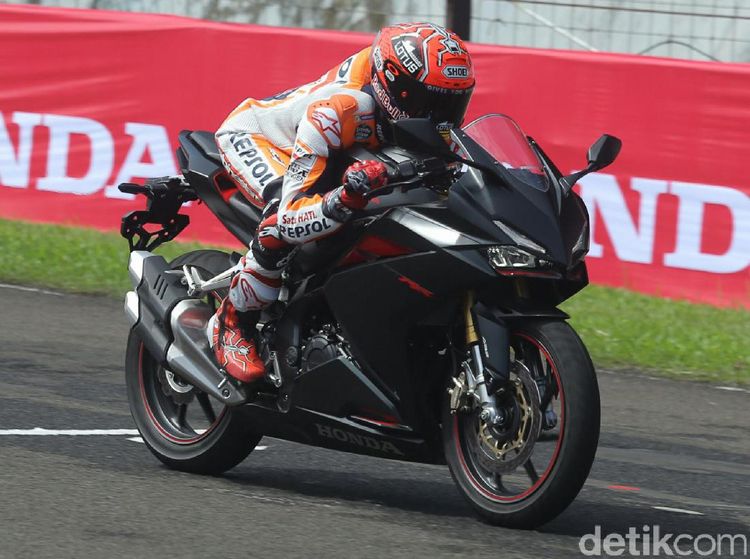 Marquez Geber Honda CBR250RR di Sentul