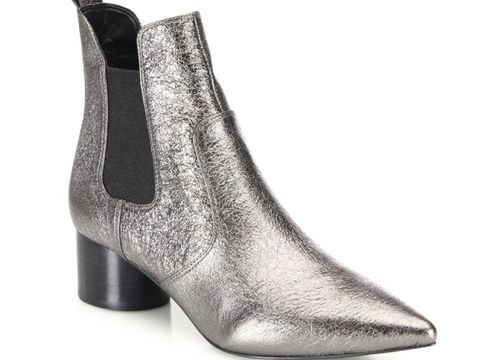 <i>Editor's Choice</i>: <i>Ankle Boots</i> Silver Diramalkan Akan Tren, Ini 5 Opsinya