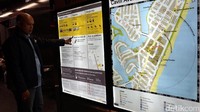 Takut tersasar, tenang saja di setiap stasiun terdapat panel informasi tentang peta wilayah Gold Coast.