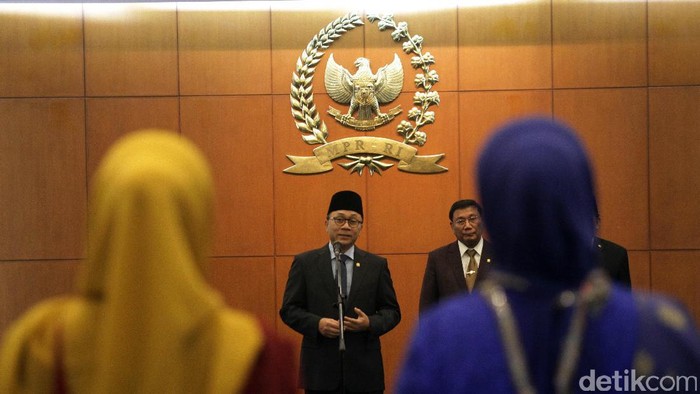 Ahok Jadi Tersangka, Ketua MPR: Tak Perlu Lagi Ada Demo