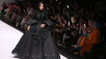 Lenggak-lenggok Risty Tangor hingga Shireen Sungkar di JFW 2016
